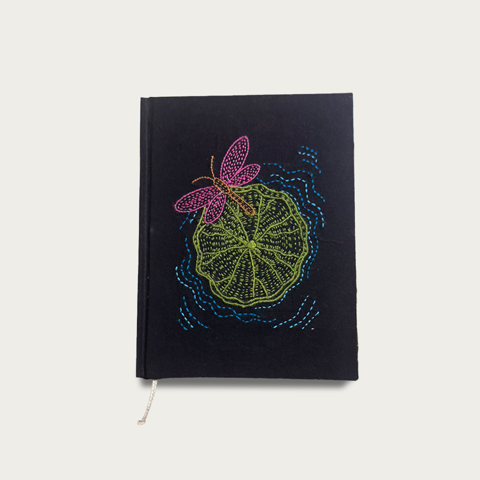 Nakshi Notebook Poddo Foring Regular 