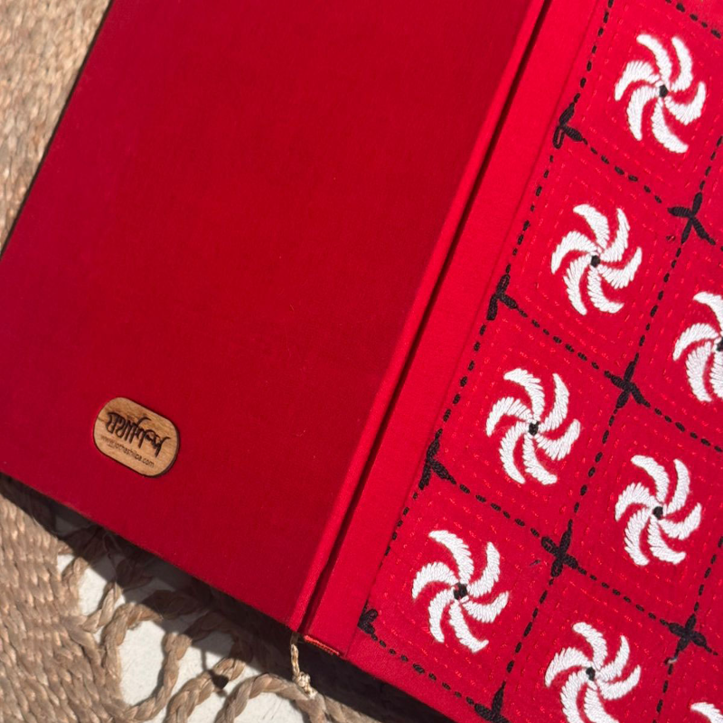 Nakshi Notebook Chorki Red (Journal)