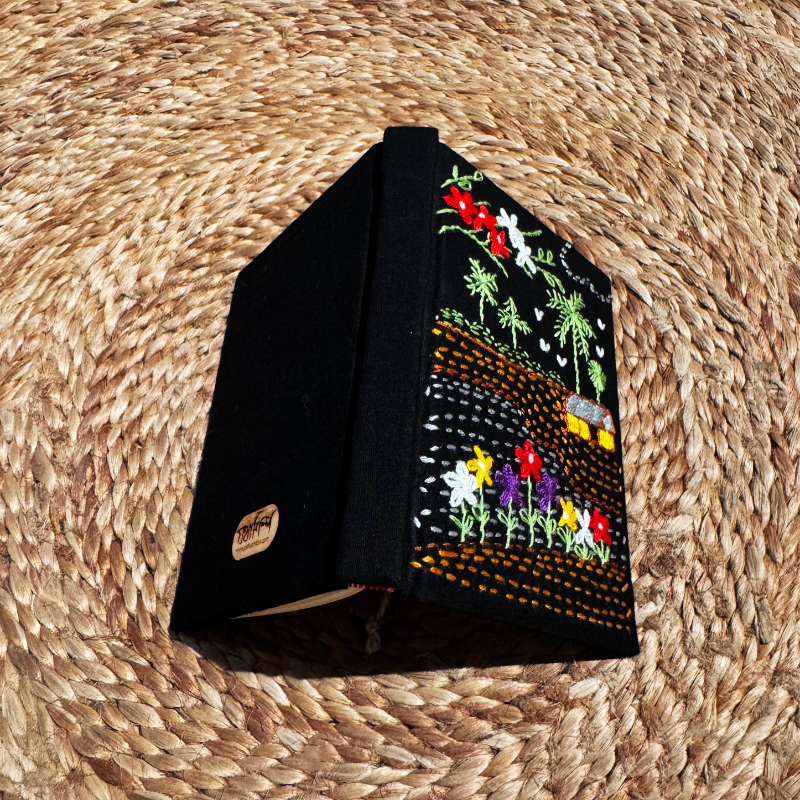 Nakshi Notebook Spring Black (Handy)